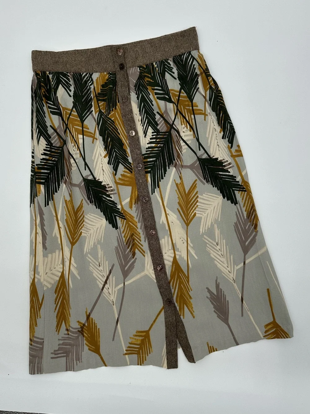 Anthropologie Edme & Esyllte Feather Vintage Look Skirt size 4